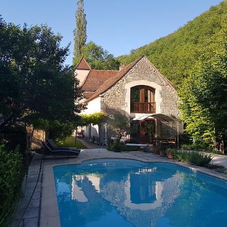 Bed and Breakfast Le Moulin De Jules Et Akasha à Murat Extérieur photo